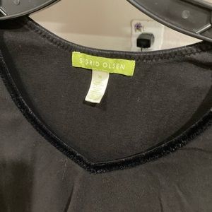 Sigrid Olsen M black top